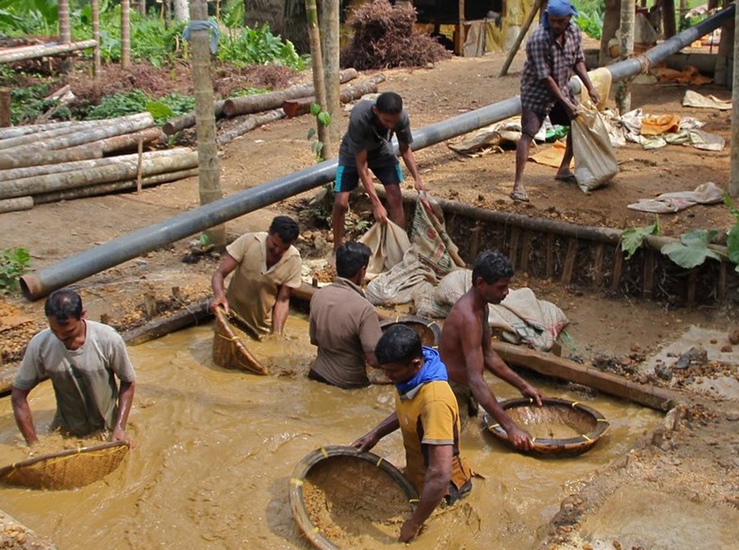 gem mine rathnapura